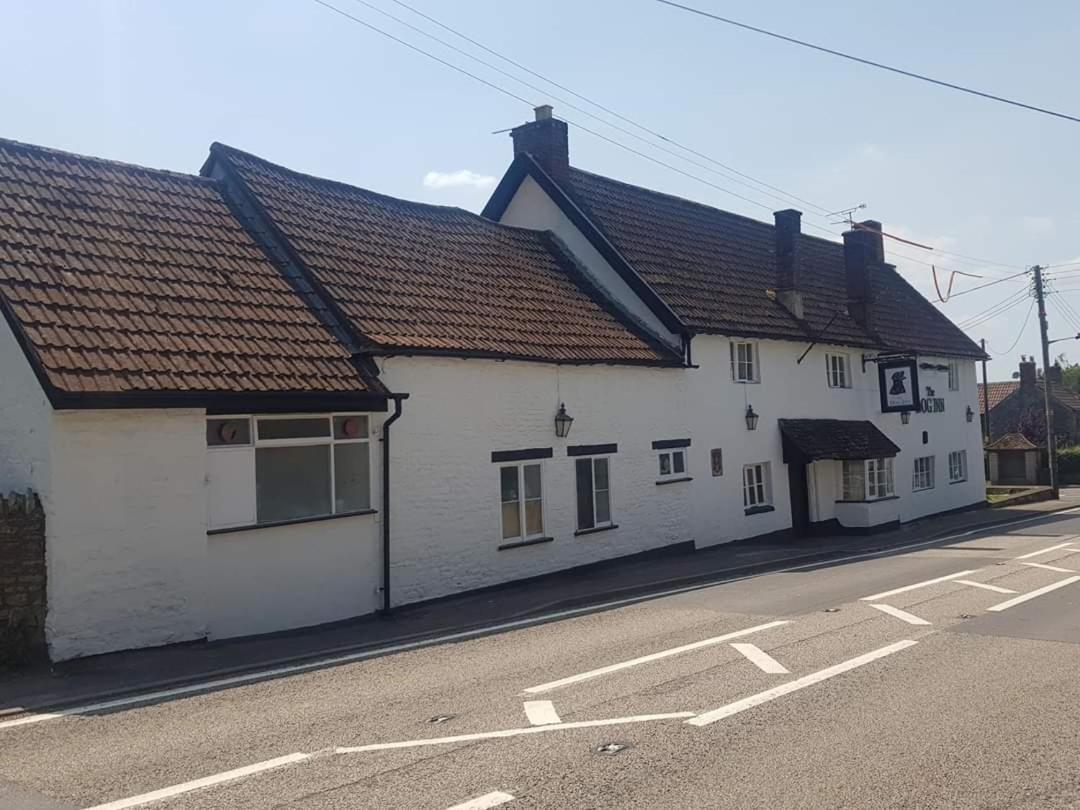 The Dog Inn Old Sodbury Екстериор снимка
