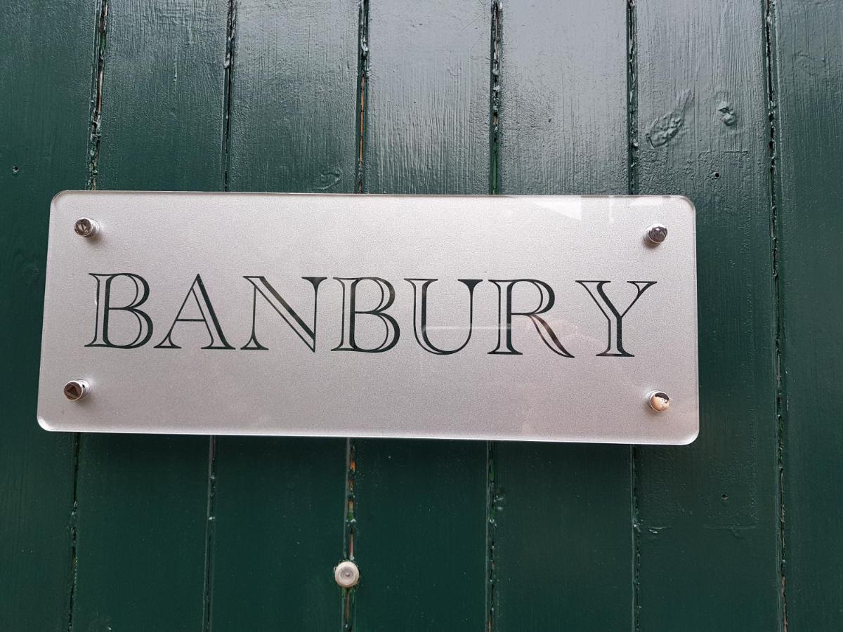 The Dog Inn Old Sodbury Екстериор снимка